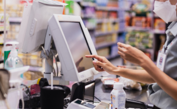 Cashier Required For Supermarket in UAE